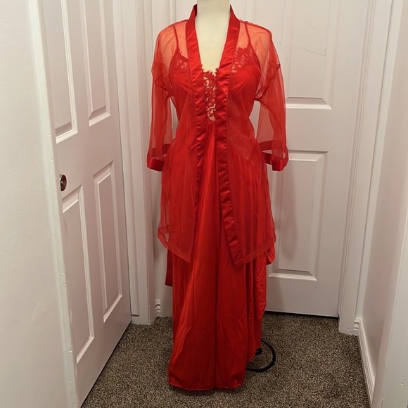 Other - Holiday Red slip set